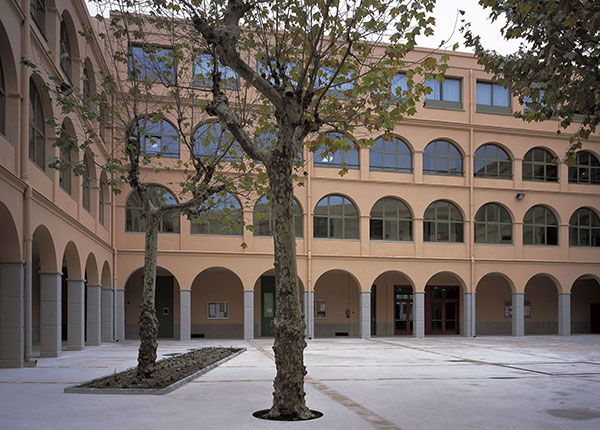 ESCOLA UNIVERSITÀRIA DELS SALESIANS