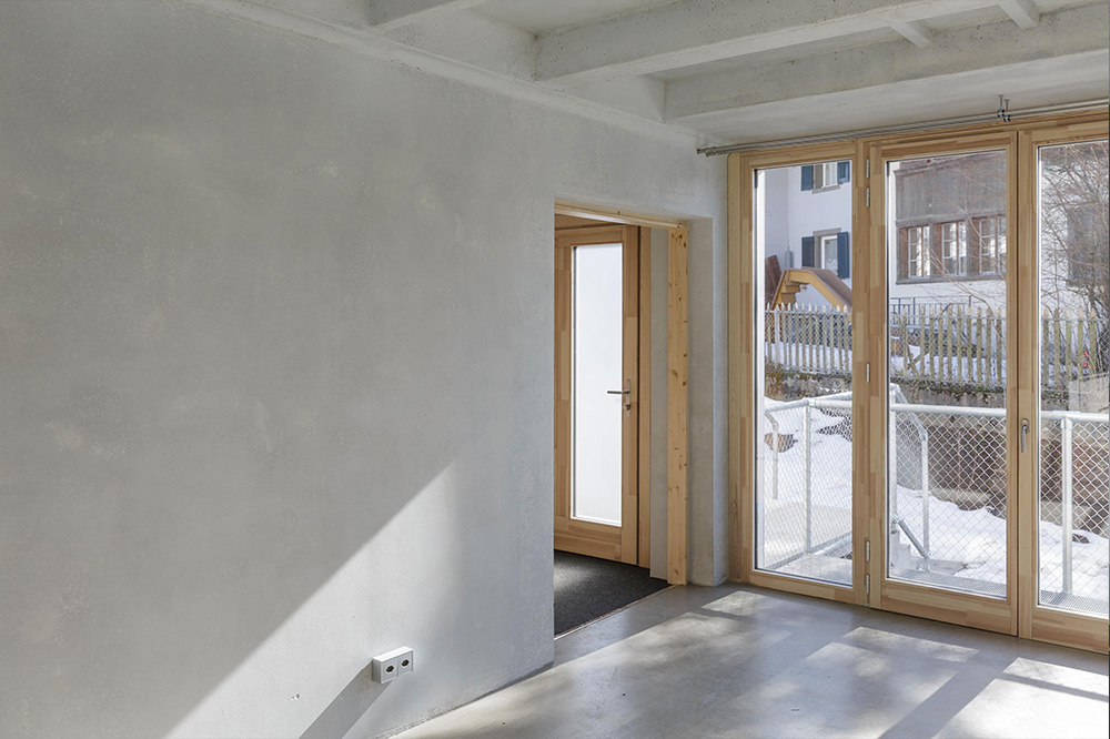 Vista interior edifici modular Constructora d'Aro a Suissa